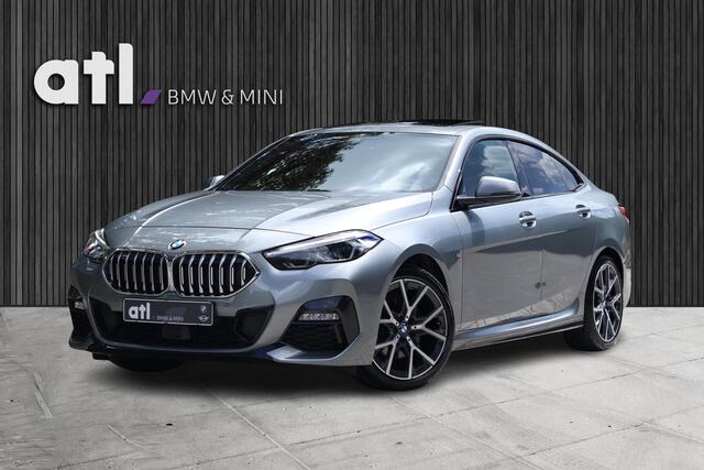 BMW 2-SERIE Gran Coupé 218i M-Sportpakket, M-aerodynamiek-kit,Panoramadak, Adaptief Cruise Control, DAB, LED, Grootlichtassistent, Navigatie, Stoelverwarming, M-Sportbesturing, Sportstoelen, BMW Live Cockpit, etc.