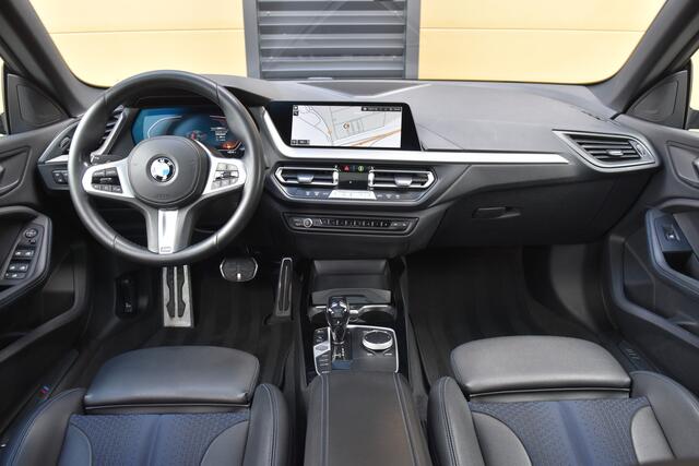 BMW 2-SERIE Gran Coupé 218i * M Sportpakket * Panorama dak * HIFI * LED *