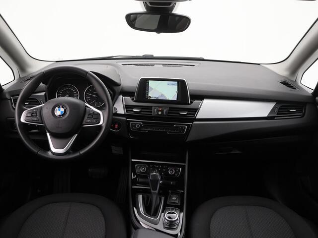 BMW 2-SERIE Active Tourer 218i Centennial Executive AUTOM. TREKH|NAVI|STOELVERW|CLIMA|CRUISE|PDC|LMV