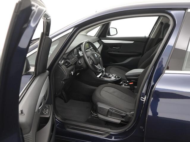 BMW 2-SERIE Active Tourer 218i Centennial Executive AUTOM. TREKH|NAVI|STOELVERW|CLIMA|CRUISE|PDC|LMV