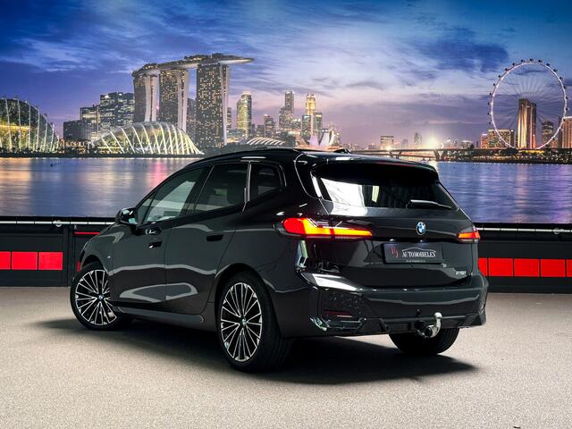 BMW 2-SERIE Active Tourer 218i M-Pakket Trekhaak|HUD|Harman/Kardon|Panorama