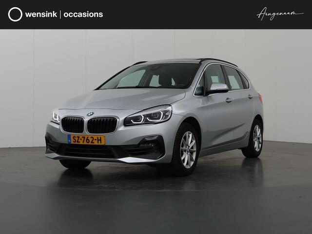 BMW 2-SERIE Active Tourer 218i Executive Launch Edition | Panoramadak | Navigatie | Parkeercamera | Elektr. Achterklep | Climate Control | Keyless Go |
