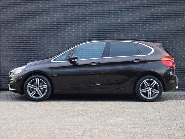 BMW 2-SERIE Active Tourer 218i High Executive | Head Up | Sportleder |
