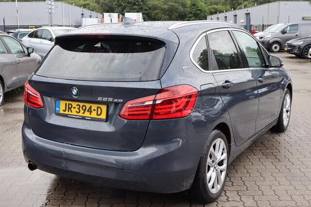 BMW 2-SERIE Active Tourer 225xe Centennial High Executive 70% SOH, Head up display, Navigatie, Stoelverwarming, Climate control, Lederen interieur,