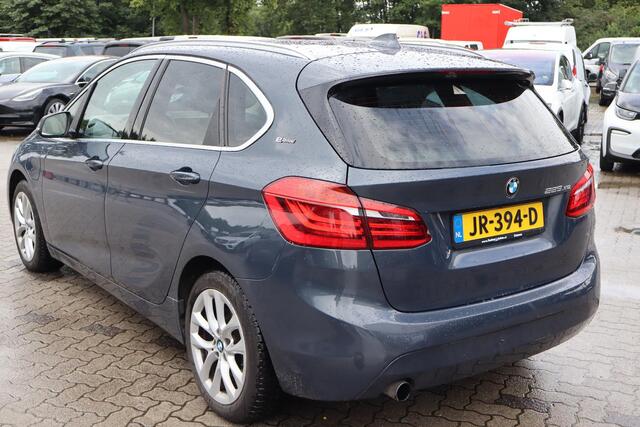 BMW 2-SERIE Active Tourer 225xe Centennial High Executive 70% SOH, Head up display, Navigatie, Stoelverwarming, Climate control, Lederen interieur,