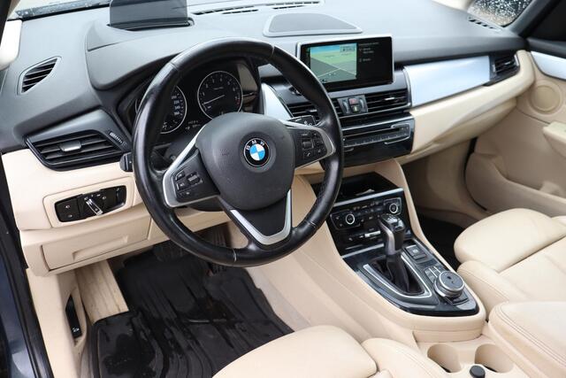 BMW 2-SERIE Active Tourer 225xe Centennial High Executive 70% SOH, Head up display, Navigatie, Stoelverwarming, Climate control, Lederen interieur,