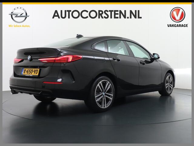 BMW 2-SERIE Gran Coupé 218I AUT-7 High Executive Sportst.+Leer+Stuur+Verwarmd Apple Carplay Camera Android Navi Sport line Live Cockpit Professional Plus Ecc Cruise Control Pdc Adap.Led Carbon-delen DAB Regen- en lichtsensor Speed Limit Info Connected services EURO6 