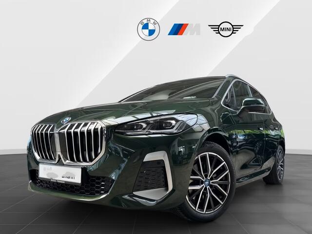 BMW 2-SERIE Active Tourer 230e xDrive M-SPORT ** LED, NAVI+, LEDER/ALC, PANORAMA, HuD, PRIVACY, 18-inch LMV - Ex BMW-AG - UNFALLFREI ** ** INFORMEER OOK NAAR ONZE AANTREKKELIJKE FINANCIAL-LEASE TARIEVEN **