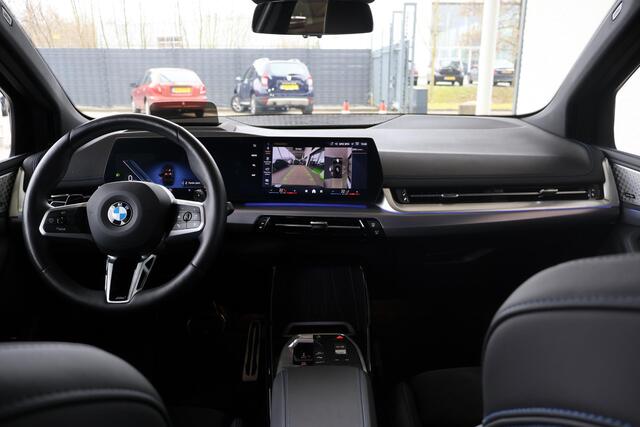 BMW 2-SERIE Active Tourer 218i M Sportpakket | Innovation Pack | Comfort Pack | Harman Kardon
