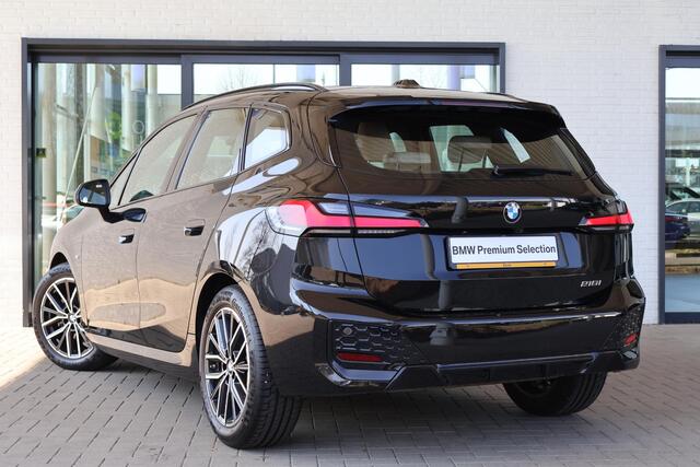 BMW 2-SERIE Active Tourer 218i M Sportpakket | Premium Pack | Harman-Kardon | Stoelverwarming