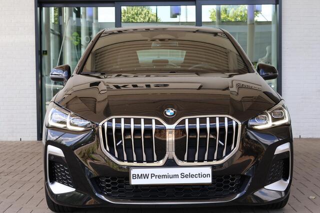 BMW 2-SERIE Active Tourer 218i | M Sportpakket | Premium Pack | Voorstoelen Verwarmd