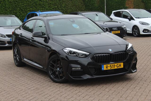 BMW 2-SERIE Gran Coupé 218i Business Ed. M Sport / Camera / Alcantara / Apple CarPlay / 19'' / Sportstoelen / Stuurverwarming / Cruise Control