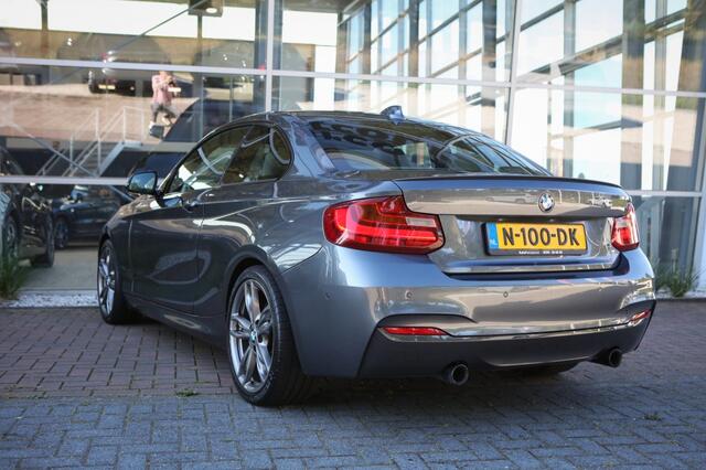 BMW 2-SERIE M235i | Schuif/Kantel| Apple Carplay/Android Auto | H&K |