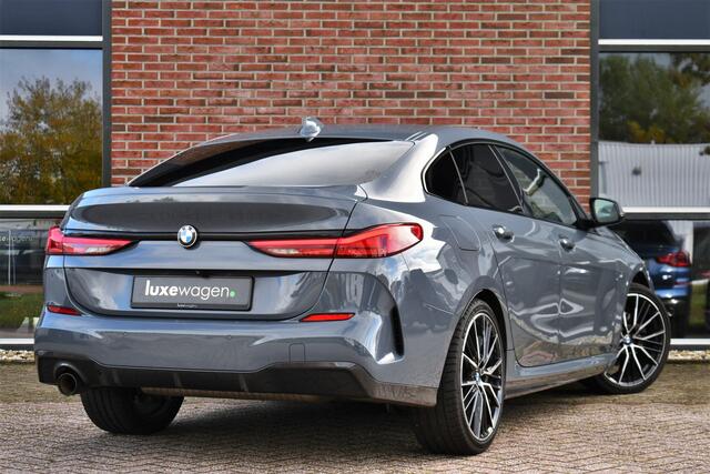 BMW 2-SERIE Gran Coupé 218i M-Sport 19inch HiFi Camera Leder Live-cockpit
