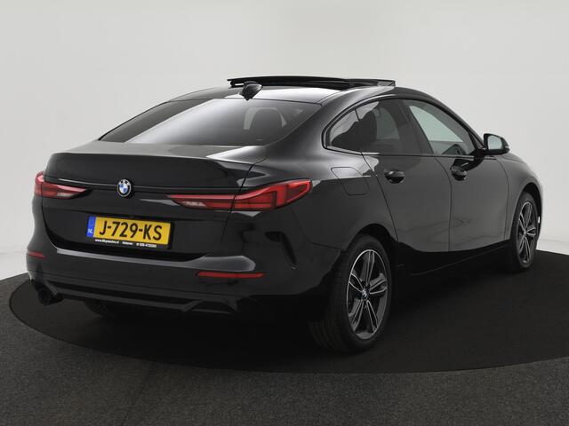 BMW 2-SERIE Gran Coupé 218i High Executive PANODAK|APPLECARPLAY|CAMERA|LED|SPORTSTOELEN|NAVI|CRUISE