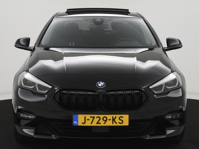 BMW 2-SERIE Gran Coupé 218i High Executive PANODAK|APPLECARPLAY|CAMERA|LED|SPORTSTOELEN|NAVI|CRUISE