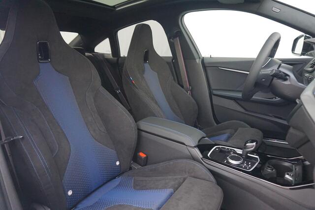 BMW 2-SERIE Gran Coupé 218i | M Sportpakket Pro | Glazen Panoramdak | Stuur-en stoelverwarming | M Sportstoelen Alcantara | Camera | Head-Up Display | HiFi | Ekris Selection