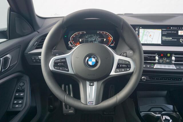 BMW 2-SERIE Gran Coupé 218i | M Sportpakket Pro | Glazen Panoramdak | Stuur-en stoelverwarming | M Sportstoelen Alcantara | Camera | Head-Up Display | HiFi | Ekris Selection