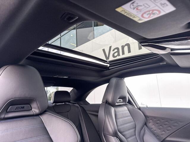 BMW 2-SERIE Coupé 220i | M Sport Pro | Premium Pack | M Sportstoelen