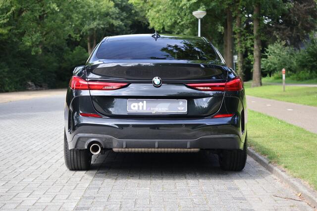 BMW 2-SERIE Gran Coupé 218i M Sport Edition M-Sport, Adaptieve Cruise Control, Stuurwielverwarming, Sportstoelen, Parkeerhulpsysteem, DAB, Stoelverwarming, Shadowline, M-Sportbesturing, Grootlichtassistent, Live Cockpit,etc.