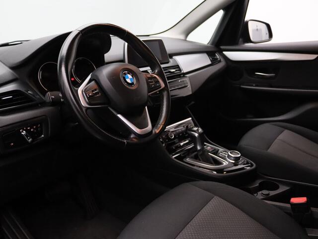 BMW 2-SERIE Active Tourer 225xe iPerformance Saphir Edition Climate | Cruise | Navi | Parkeersens. v+a | Stoelverw.