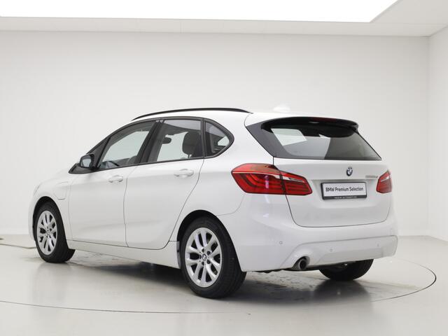 BMW 2-SERIE Active Tourer 225xeExecutive | Head-Up | 2 jaar garantie | Plugin Hybride | Stoelverwarming | LED