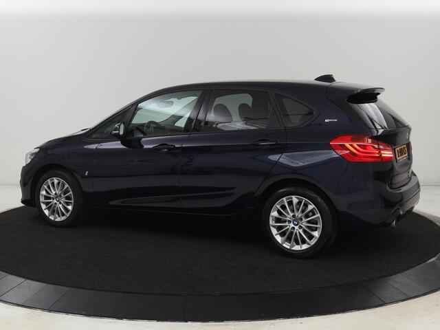 BMW 2-SERIE Active Tourer 225xe iPerformance | Sport Line | Stoelverwarming | Full LED | Navigatie | Parkeerhulp | Sportstoelen | Bluetooth | Climate control | Getint glas | Cruise control | PHEV | Plug In