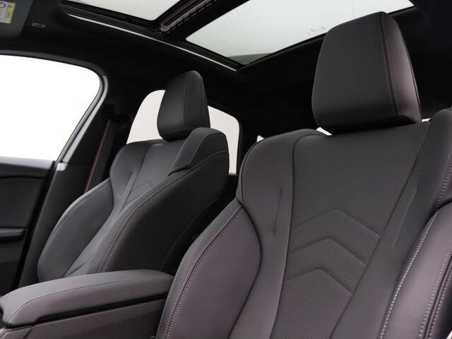 BMW 2-SERIE Gran Coupé 220 M Sportpakket Pro | Premium Pack | Stuurwielrand Verwarmd | Panoramadak | Driving Assistant | Harman Kardon | 18''