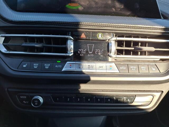 BMW 2-SERIE Gran Coupé 218d Business Ed. | Panorama | Carplay | Live Cockpit |