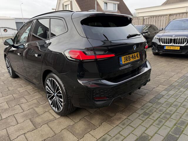BMW 2-SERIE Active Tourer 218i M-SPORT Pano|HUD|Massage|360cam|HarmanKardon