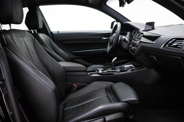 BMW 2-SERIE Coupé 220i M-Sport High Executive | AUDIO MEDIA- PACK | DAB | SCHUIFDAK | 18"