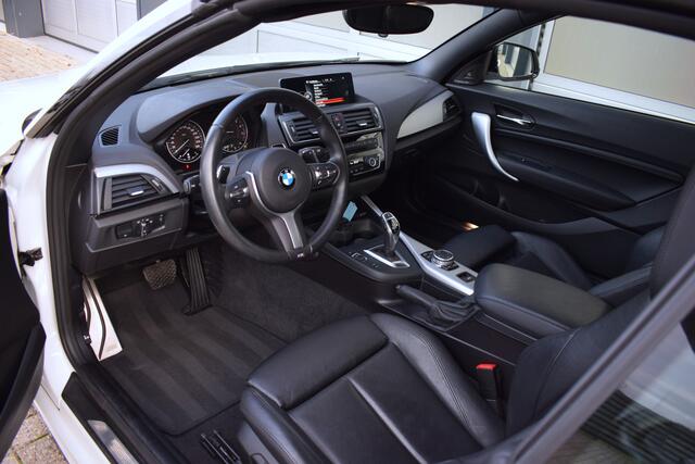 BMW 2-SERIE Cabrio M235i High Executive OrigNL | NAP | 18dkm!
