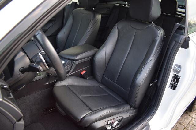 BMW 2-SERIE Cabrio M235i High Executive OrigNL | NAP | 18dkm!