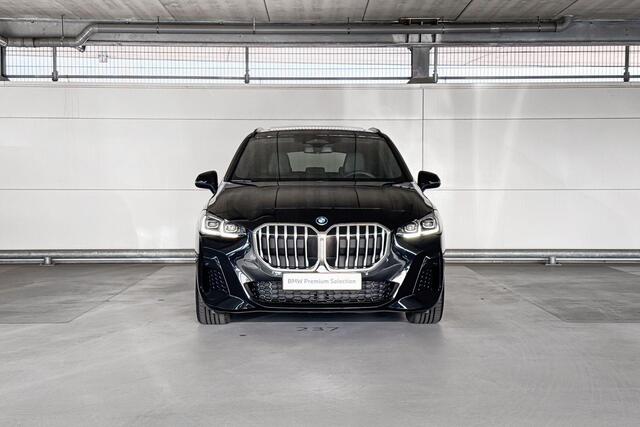 BMW 2-SERIE Active Tourer 225e xDrive | M Sportpakket | Premium Pack | Travel Pack | Trekhaak
