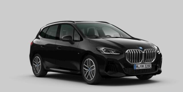 BMW 2-SERIE Active Tourer 225e xDrive M Sport - Panoramadak - Getinte Ruiten - Head up - Driving Assistant Professional - Elektrisch verwarmde voorstoelen - Sportstoelen - Grootlichtassistent - Automatisch dimmende binnenspiegel -