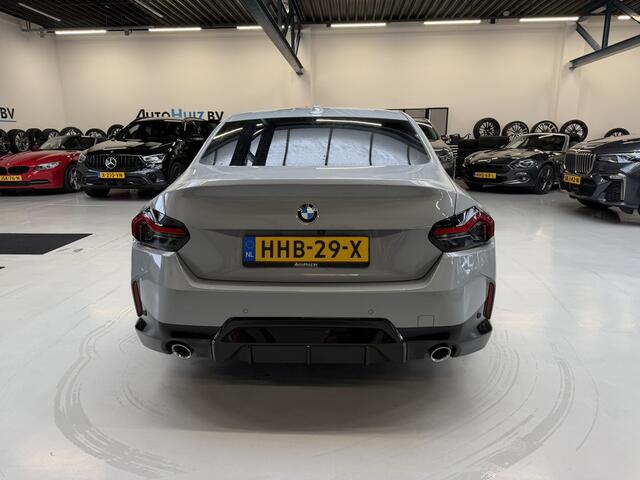 BMW 2-SERIE Coupé 218i M Sport LED Achteruitrijcamera Head-Up Display 19 Inch Elek Stoelverstelling Keyless Entry Carplay