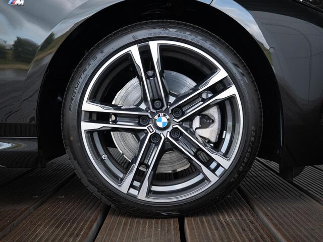 BMW 2-SERIE Gran Coupé 220i | Model M Sport | Equipment Pack Pro | Convenience Pack | Travel Pack