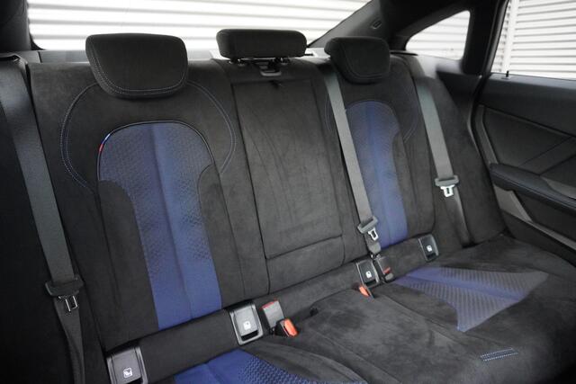 BMW 2-SERIE Gran Coupé 218i M Sport Edition | Glazen panoramadak | Achteruitrijcamera | HiFi System