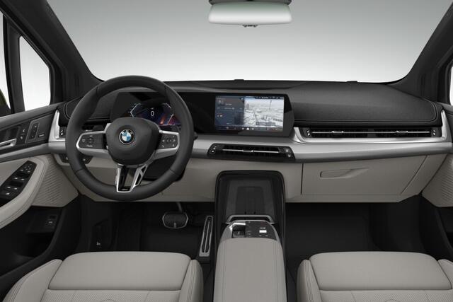 BMW 2-SERIE Active Tourer 220i | M Sportpakket | Premium Pack | Comfort Pack | Travel Pack | Trekhaak