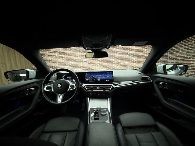 BMW 2-SERIE Coupé 220i Executive Achteruitrijcamera | Cruise | Stoel- & Stuurverwarming |