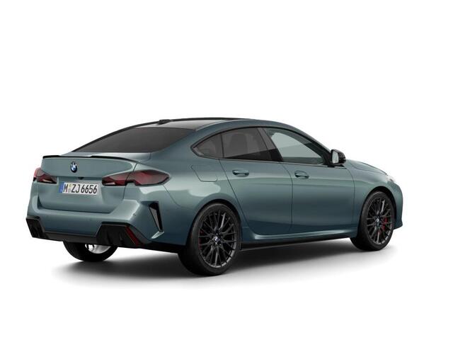 BMW 2-SERIE 220 Gran Coupé | M Sportpakket Pro | Innovation Package | Panoramadak | Driving Assistant Plus | Harman Kardon