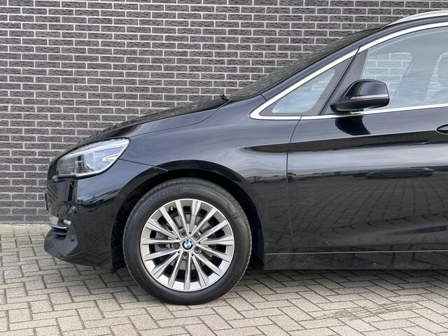 BMW 2-SERIE Active Tourer 218i High Executive Edition | Camera | Leder | Navigatie | DAB+