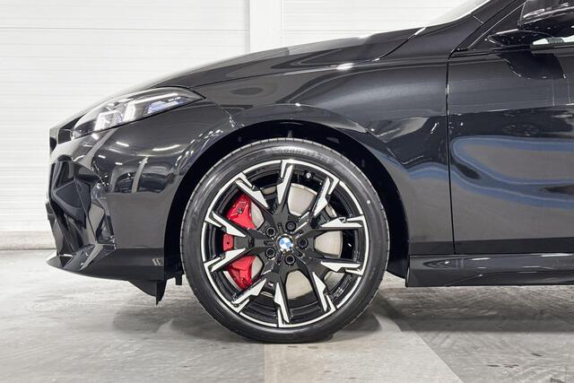 BMW 2-SERIE Gran Coupé 220 | M-Sport Pro | Premium Pack | Driving Assistant | Panoramadak | Comfort Access