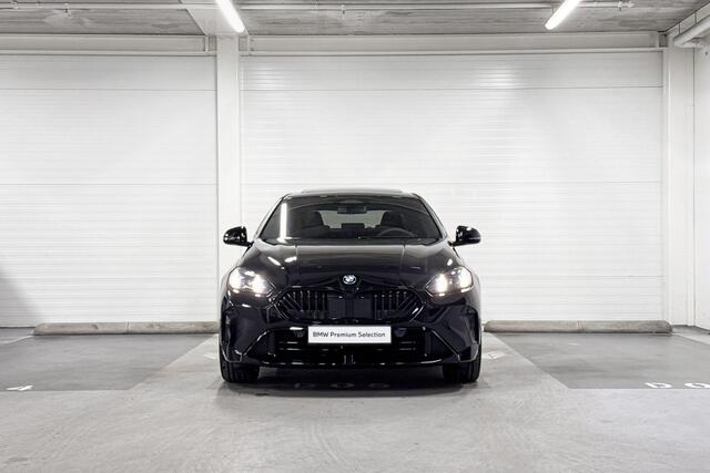 BMW 2-SERIE Gran Coupé 220 | M-Sport Pro | Premium Pack | Driving Assistant | Panoramadak | Comfort Access