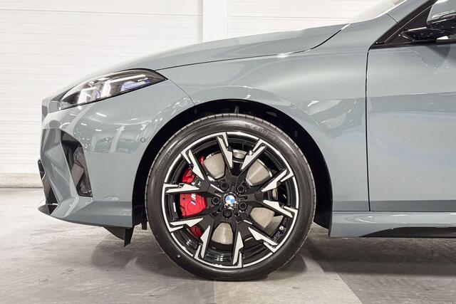 BMW 2-SERIE Gran Coupé 220 | M-Sport Pro | Premium Pack | Driving Assistant | Panoramadak | Comfort Access