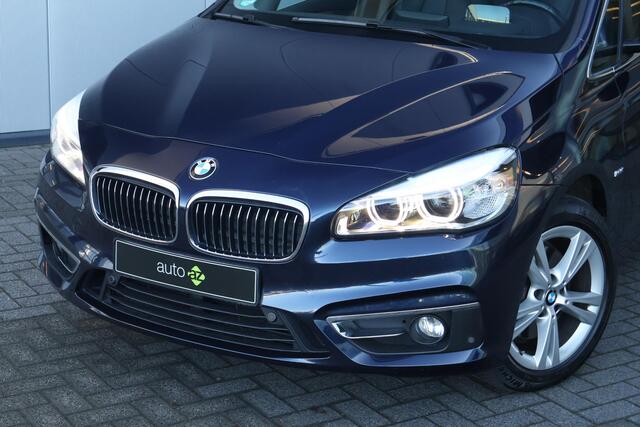BMW 2-SERIE Active Tourer 220i High Executive