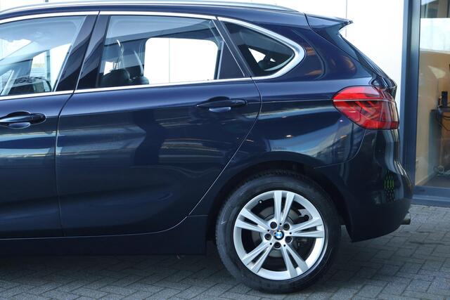 BMW 2-SERIE Active Tourer 220i High Executive