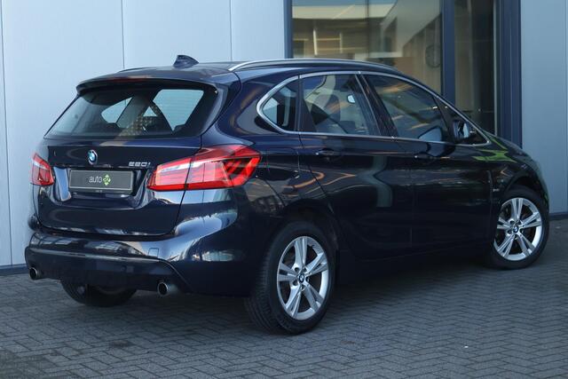BMW 2-SERIE Active Tourer 220i High Executive