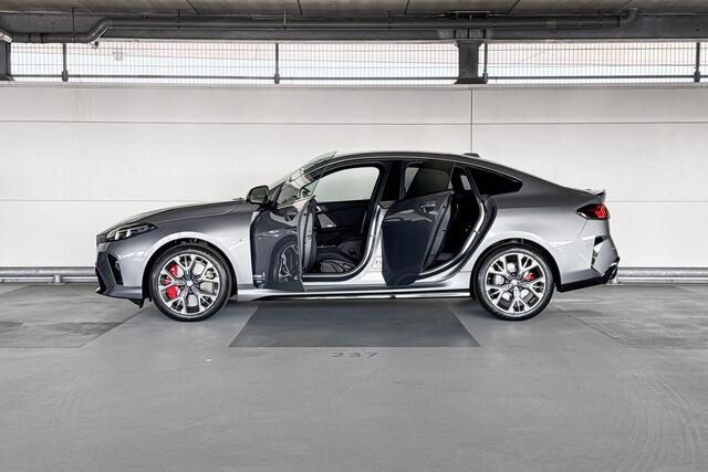 BMW 2-SERIE Gran Coupé 220 M Sport Design Edition | Selections | M Sportpakket Pro | Driving Assistant Plus