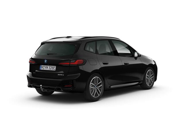 BMW 2-SERIE Active Tourer 225e xDrive | M Sportpakket | Premium Pack | Travel Pack | Trekhaak